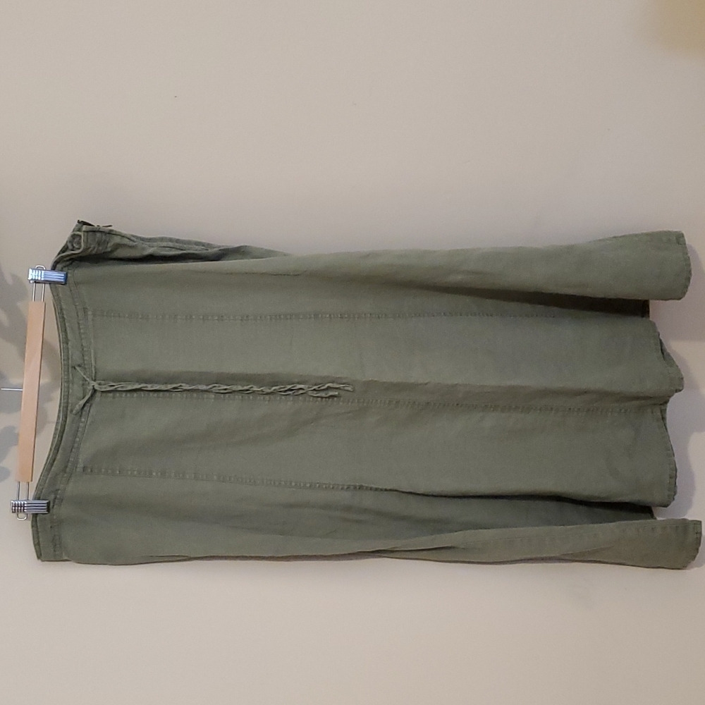 H&M long green linen skirt